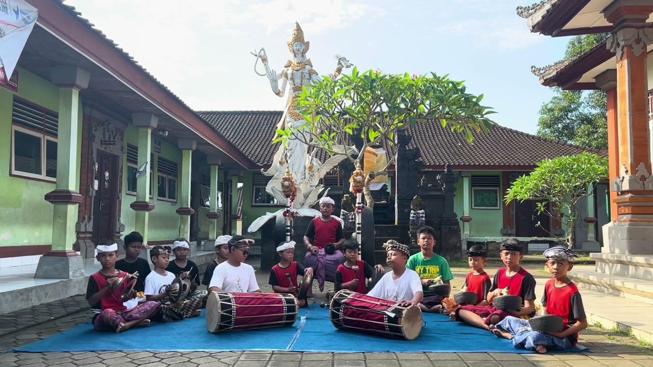 Tabuh Gong Bleganjur SDN CEPAKA