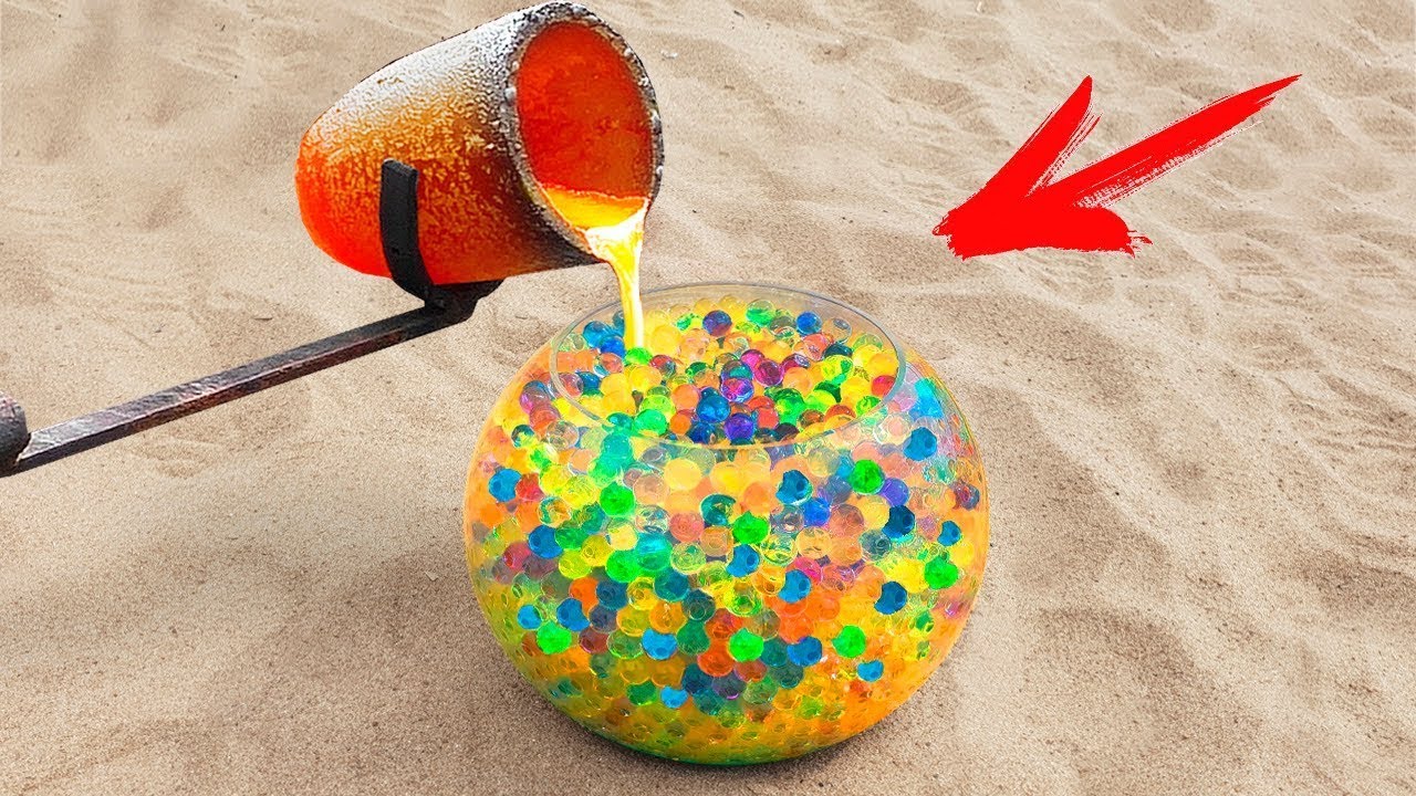 Lava e Bolinhas de Gel Debaixo da Terra
