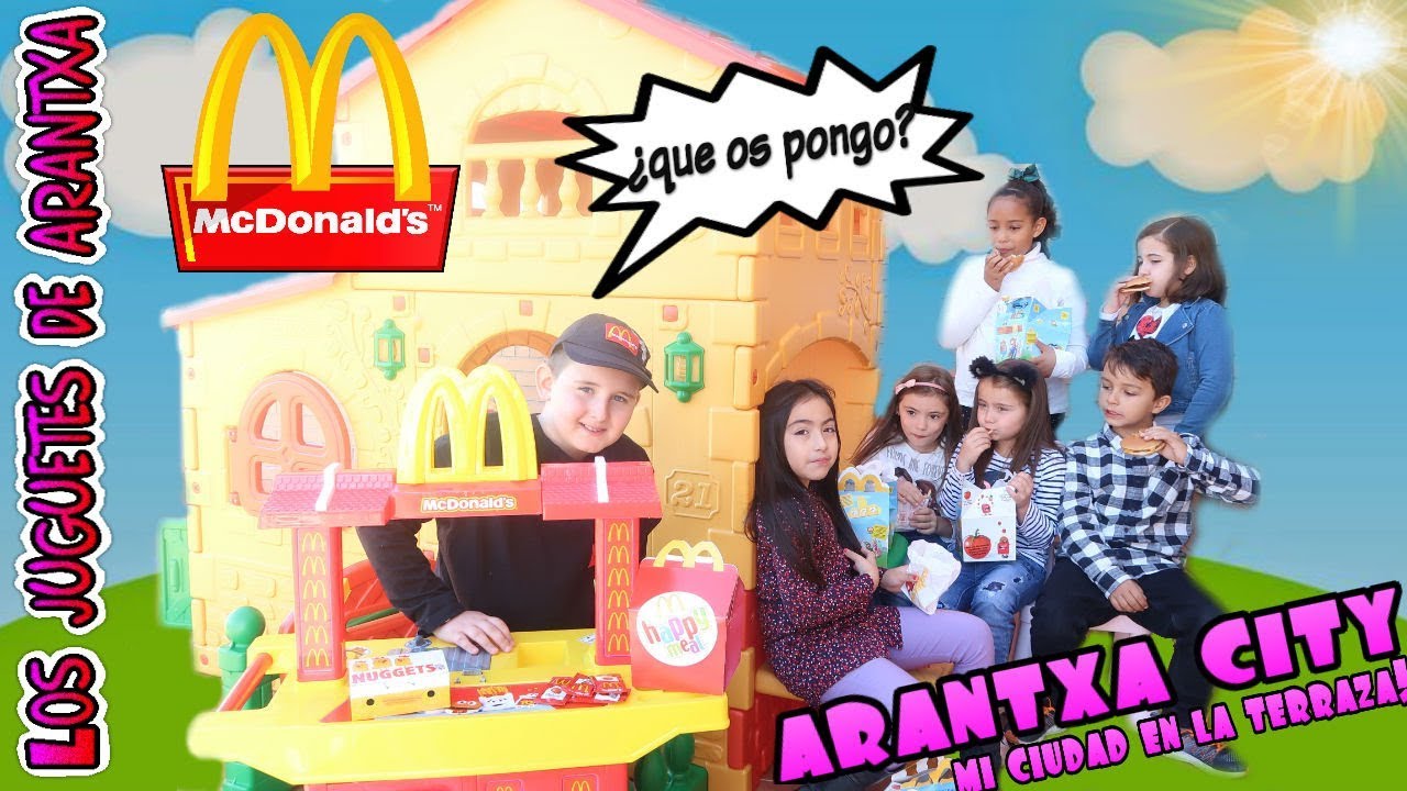 McDonalds en mi ciudad ARANTXA CITY y con mi nuevo Ferrari🍔🚗Los juguetes de Arantxa