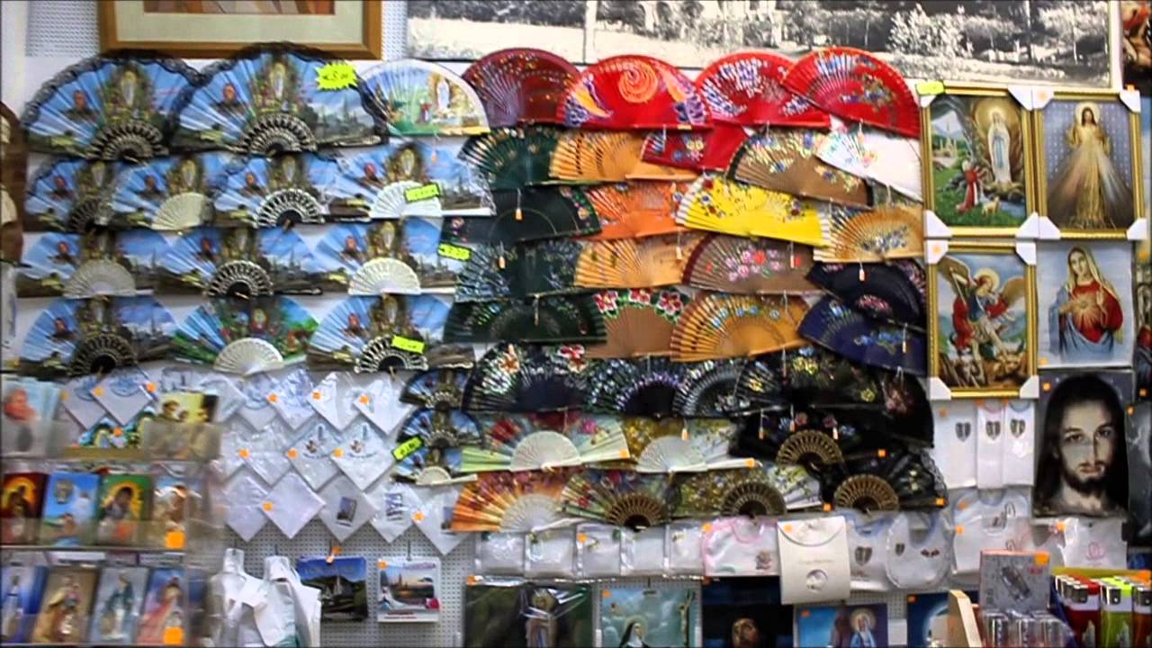 Magasin Au Pere de Foucauld Lourdes