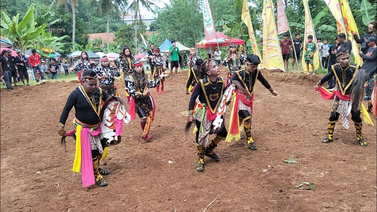 Jantur Kembang Ebeg Kanjeng Comuniti di Karang Klesem Purwokerto kab Banyumas #ebegbanyumasan 