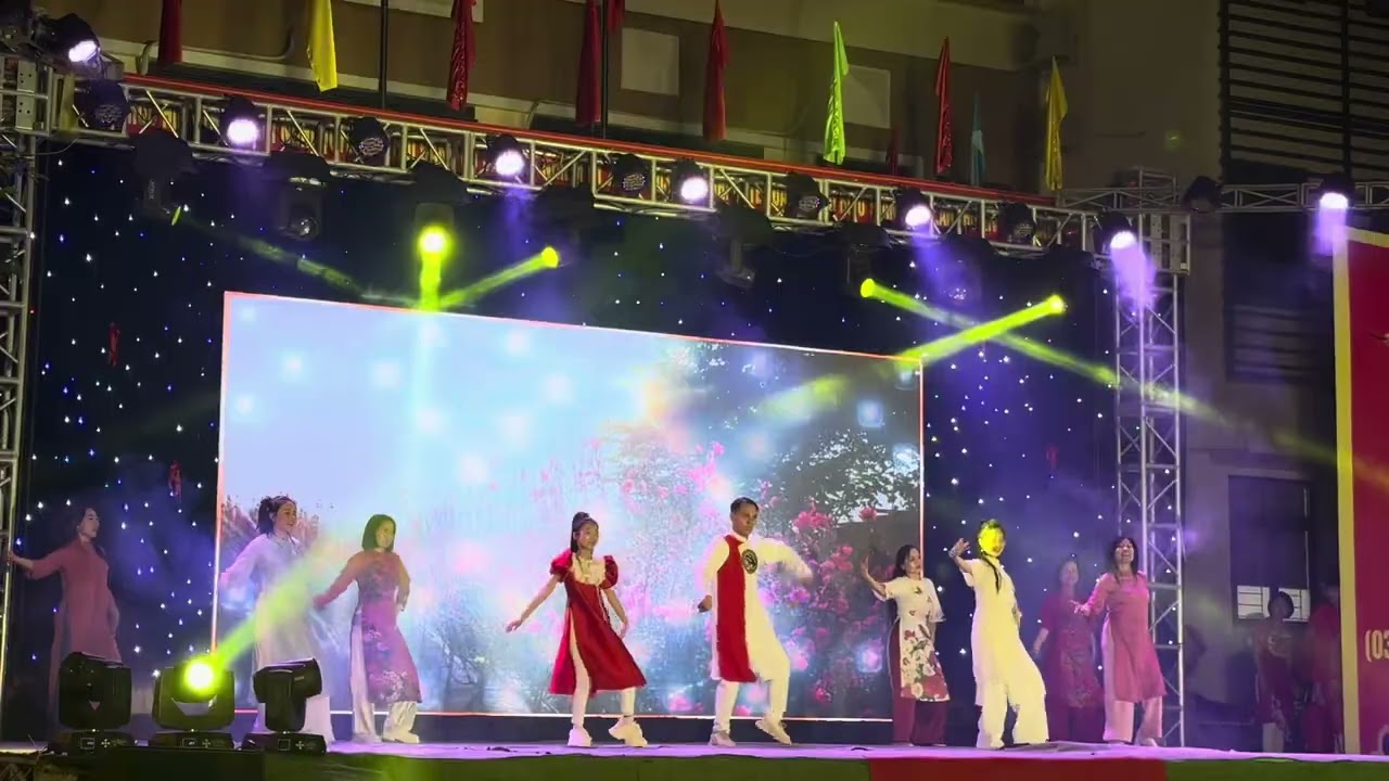 Đón Xuân - Zumba Anh Đức