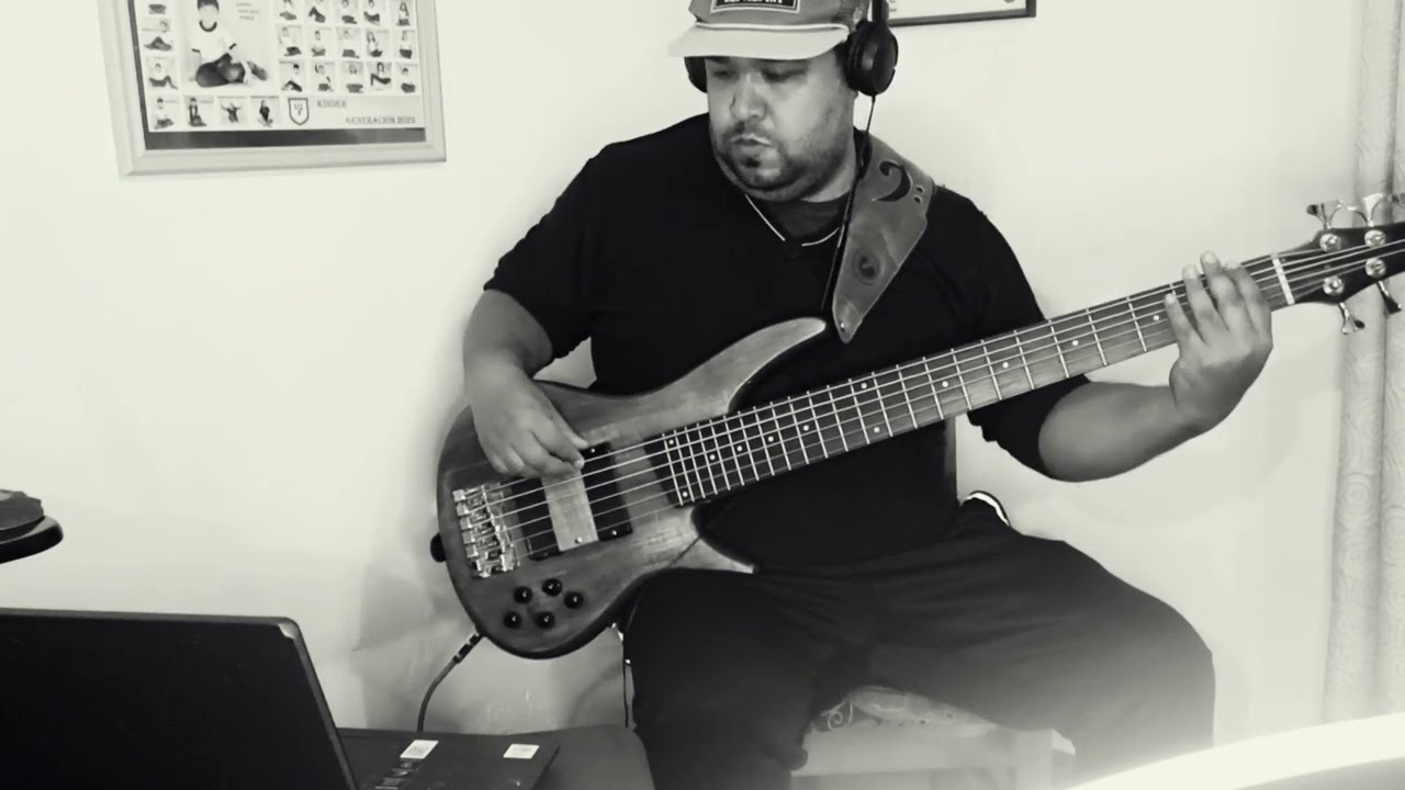 Coros Unidos - Bass - Eterno Redentor 🎧