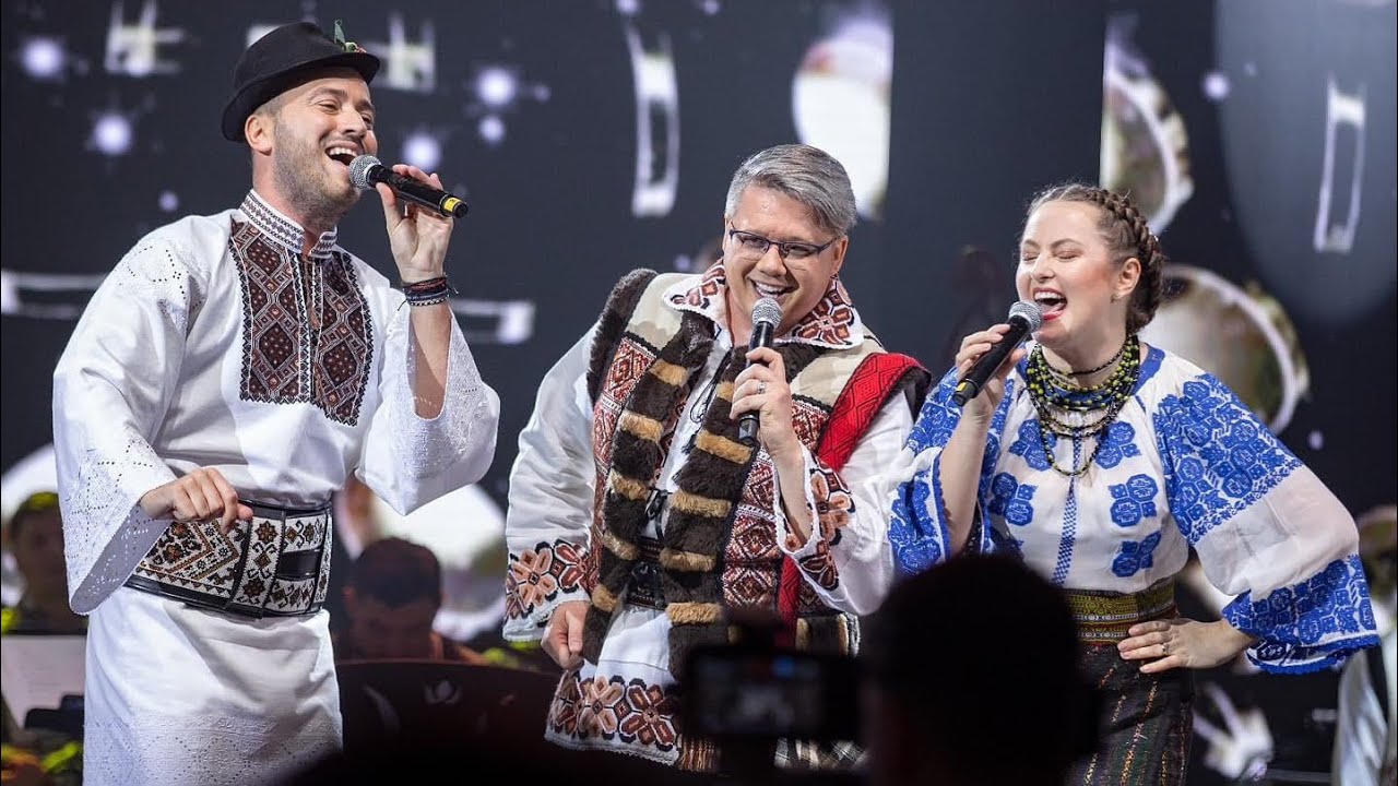 FUEGO ȘI @AlexandruBradatan și @AndreeaHaisan - CA LA NOI LA FĂLTICENI