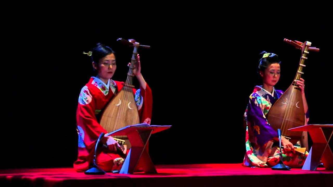 琵琶演奏「琵琶二面～源平をかたる～」公演より      BIWA Japanese musical instrument