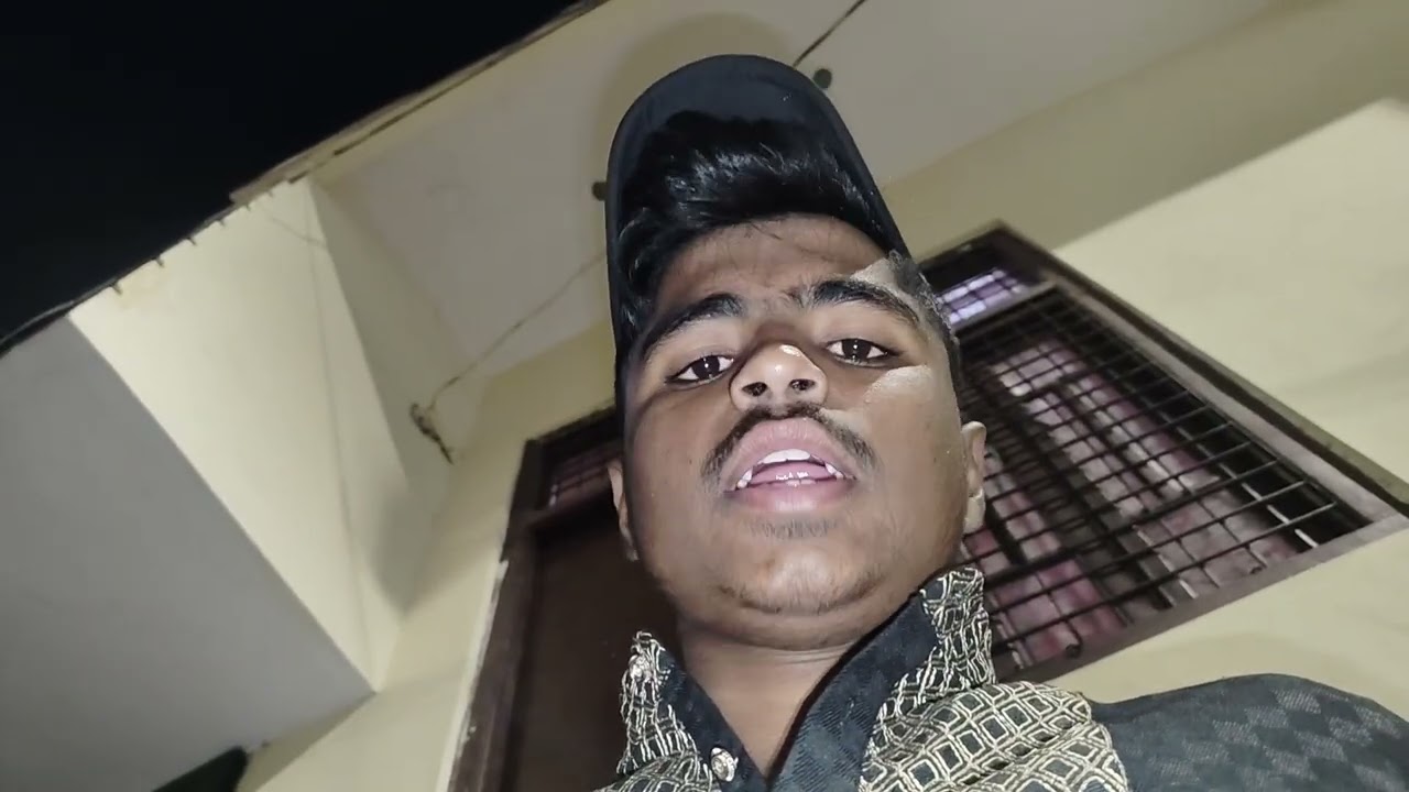 Aaj Hai shabe barat aur mera Roja chhut Gaya 🥺 aur maine kam per chhutti Le li ☺️