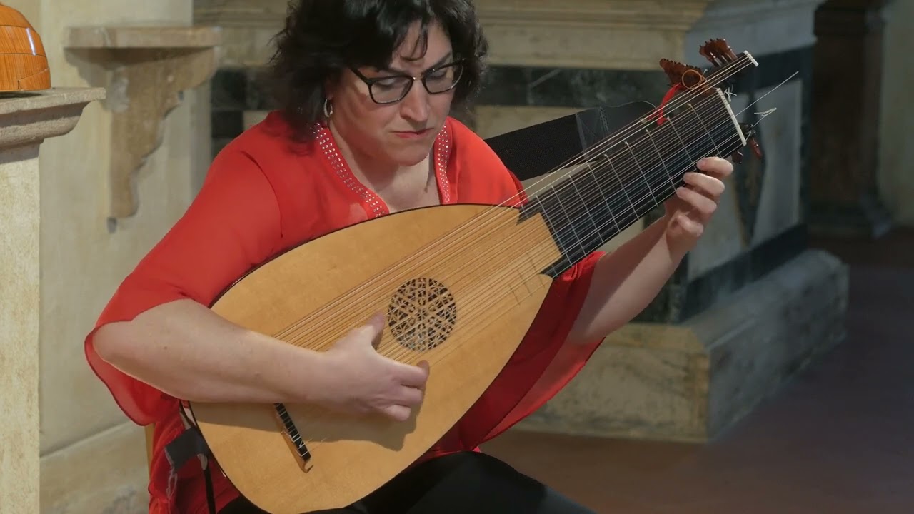Robert De Visée - Rondeau La Montfermeil -  Evangelina Mascardi, baroque lute