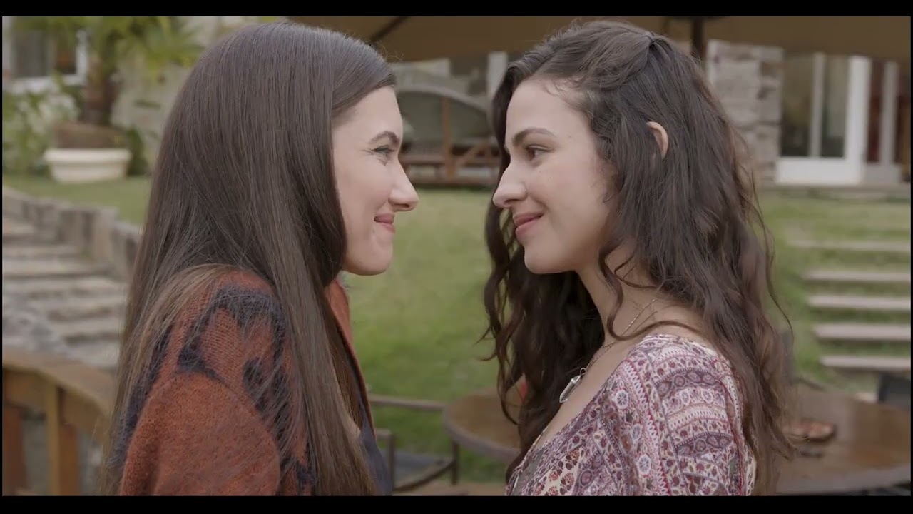 Luiza & Valentina || Please Don't Leave Me (Stupid Wife)