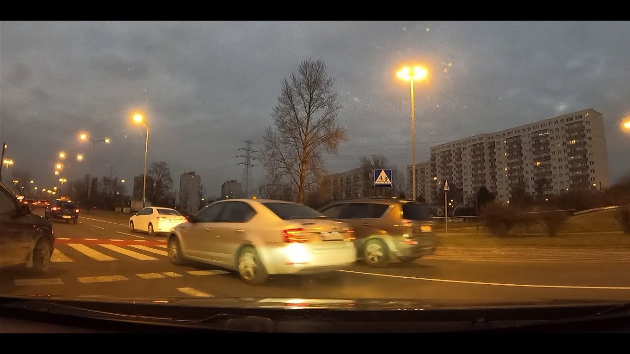 Zawracanie na drogach dwujezdniowych WORD Łódź