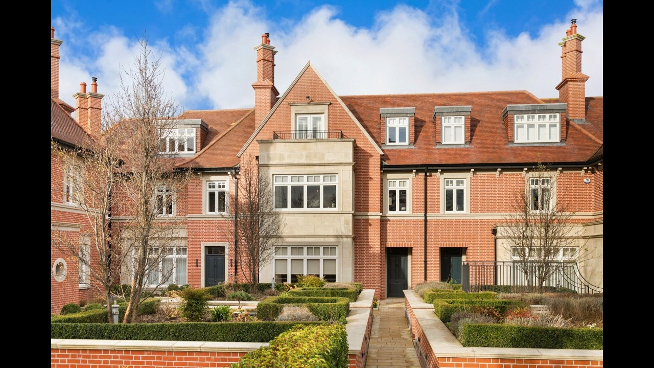 DNG presents 3 Shrewsbury Gardens, Shrewsbury Road, Ballsbridge, Dublin 4