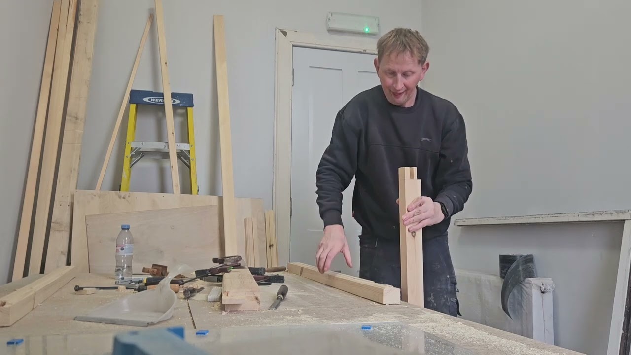 Fitting the meeting rail and astragil on a sash window