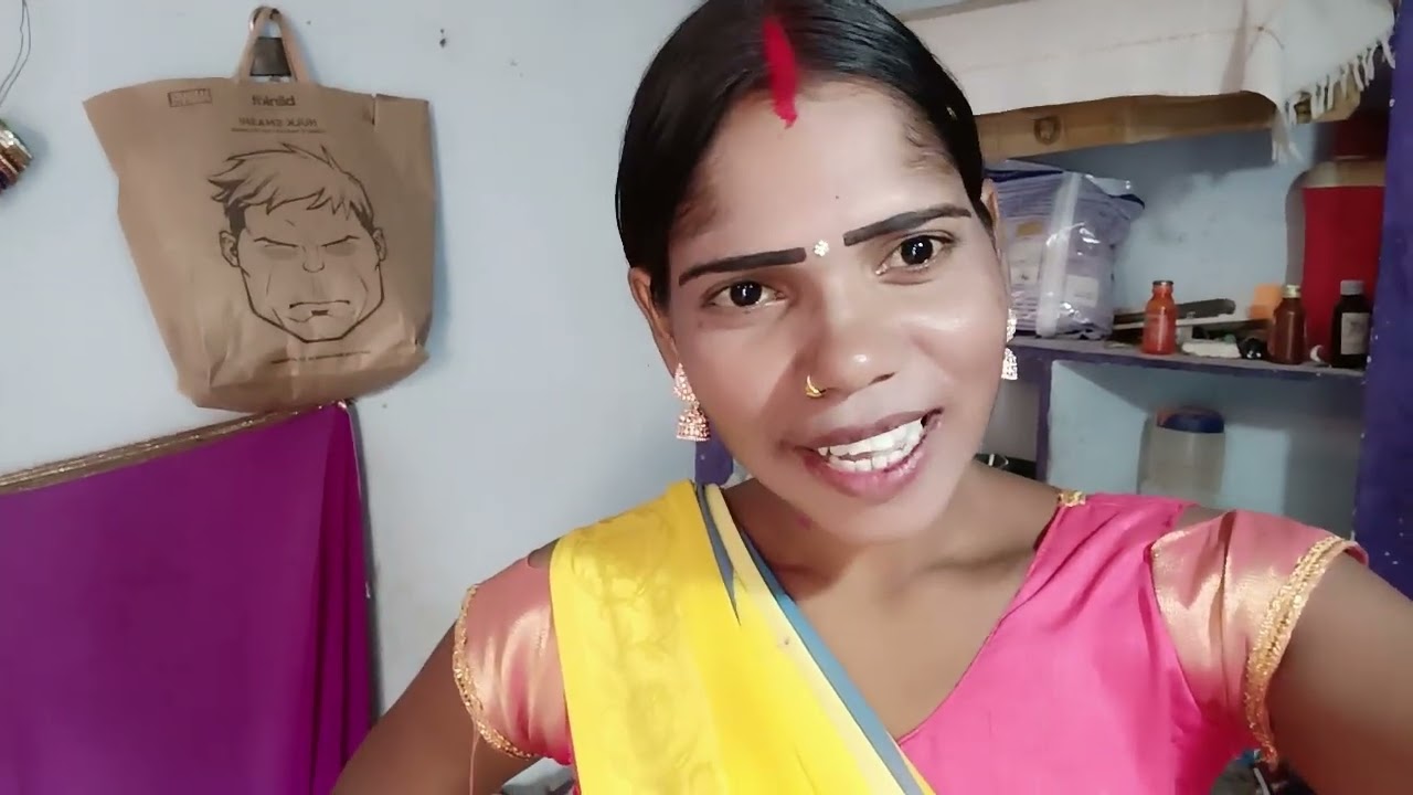 होली की तैयारी कर रही हूं।
