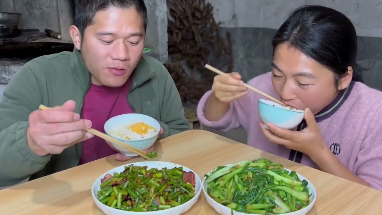改造乡下菜园子，结果斗车进不去，只能把门砸了