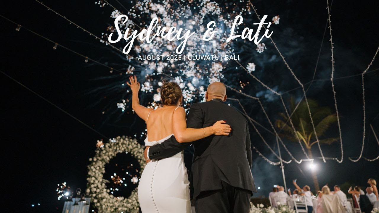 Bali Cliffside Wedding at Luxury Villa in Uluwatu | Sydney & Lati&rsquo;s Destination Celebration