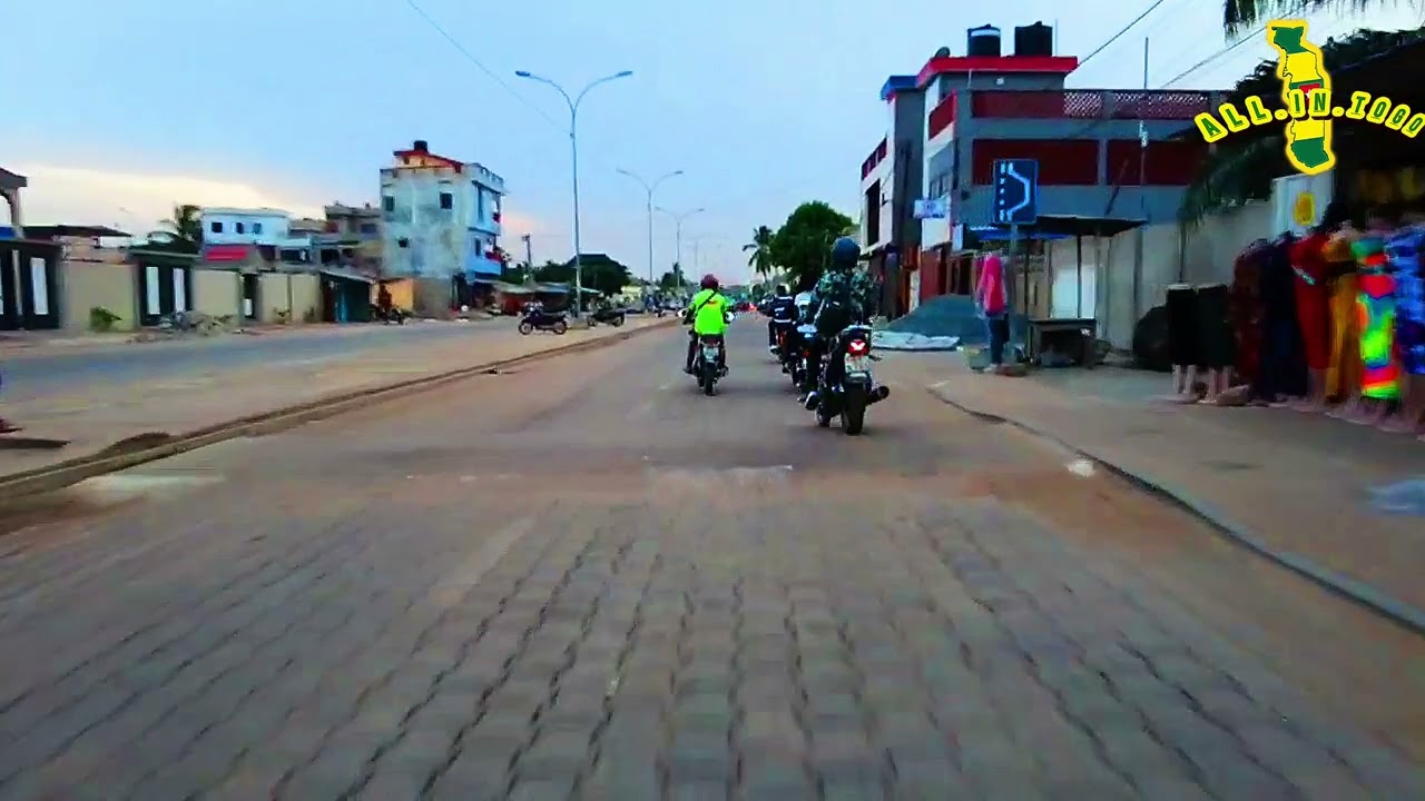 Tour of Lome:  From Campus Nord/CNSS - Carrefour Avedji Limousine