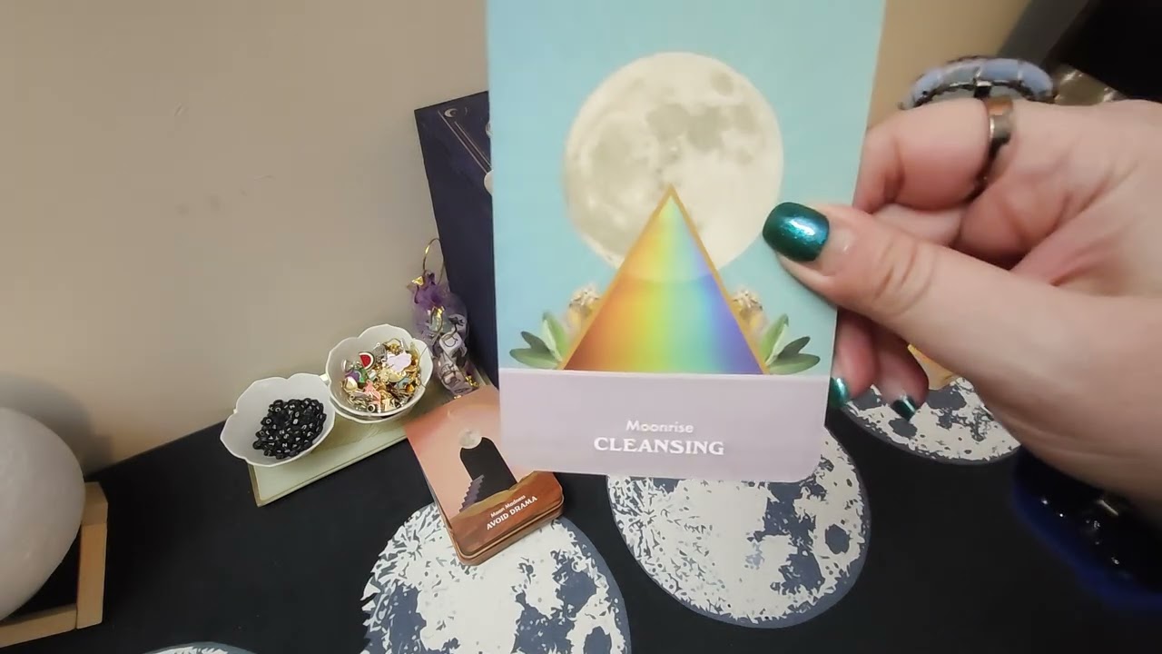 Part 1 Aquarius New Moon Eclipse- Moon and Angel messages.  #collectivereading #tarot #moon #angel 