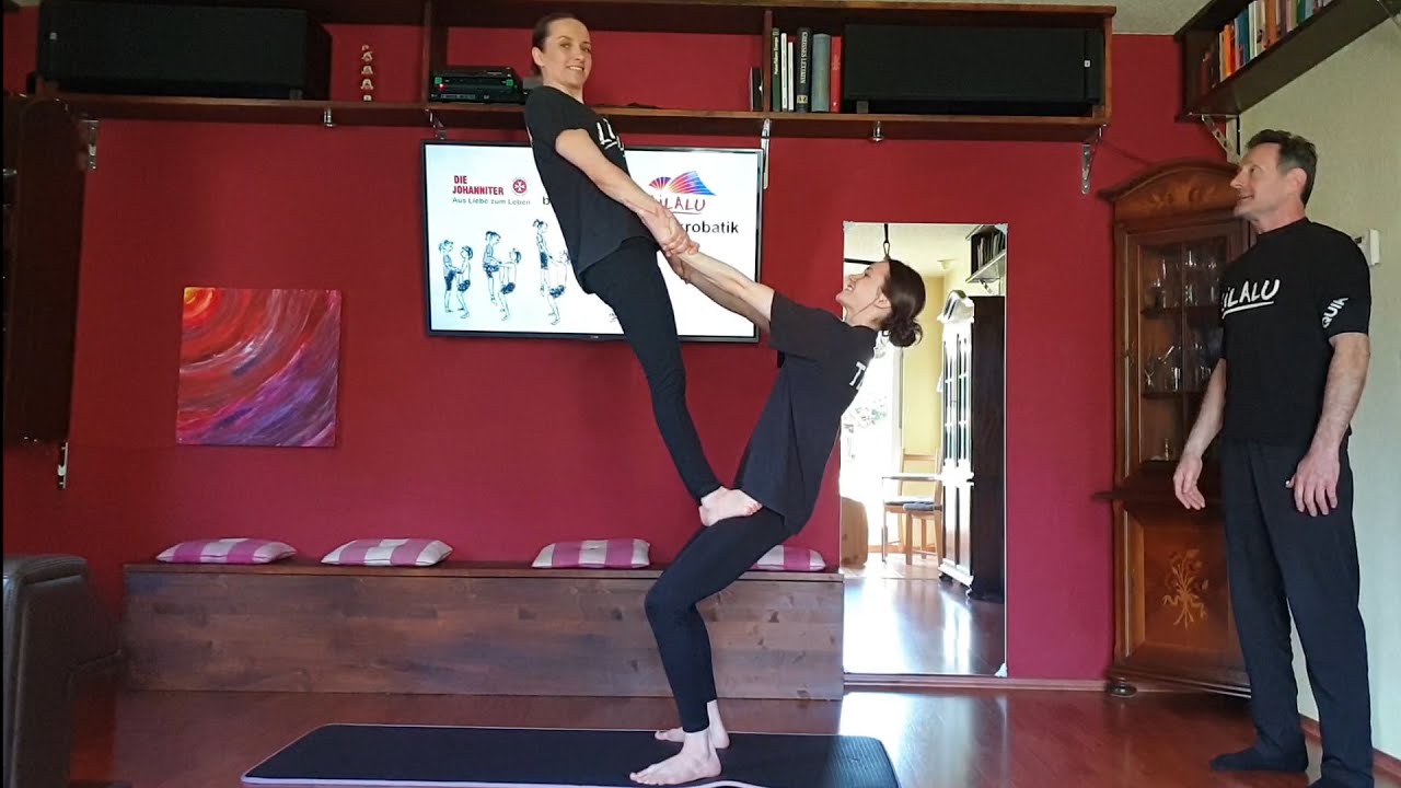Mini-Workshop von Lilalu: Partner-Akrobatik - Turnen für Kinder und Eltern