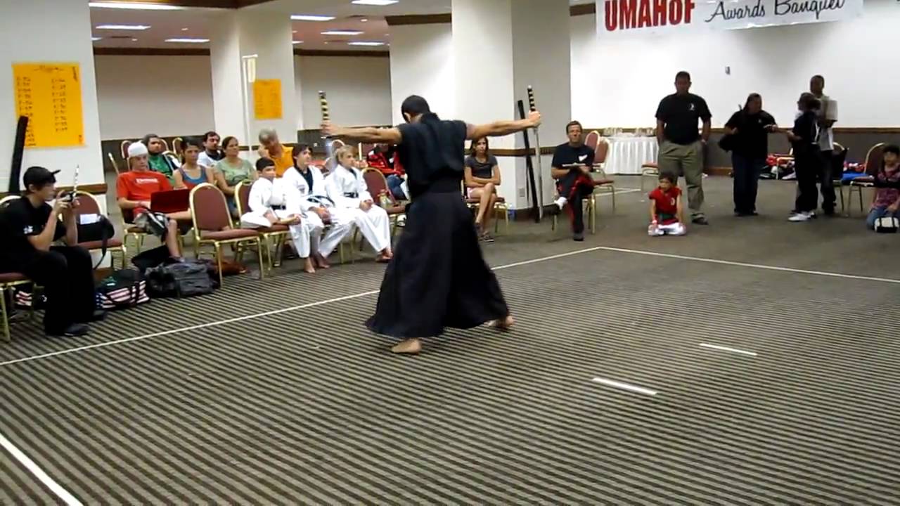 Julian Shamuon Open Double Katana
