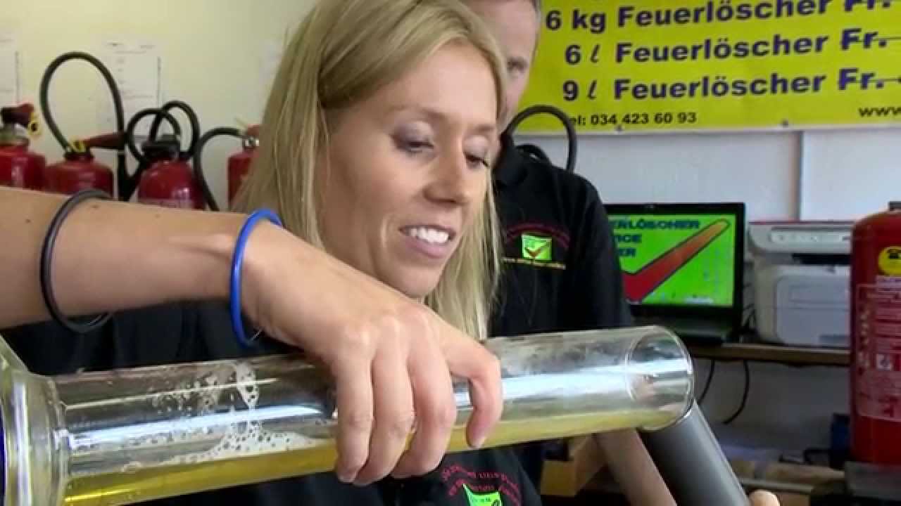 Sara machts: Feuerlöscher