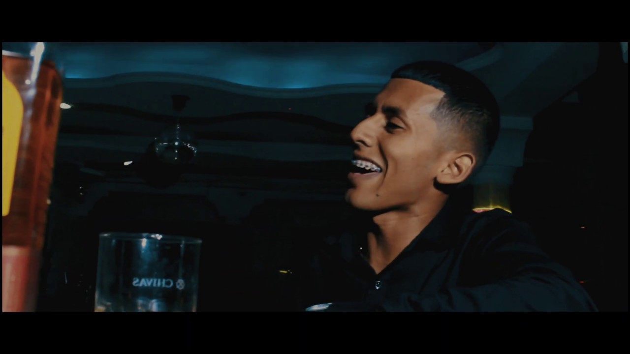 Atrav&eacute;s Del Vaso l Sebasti&aacute;n Ayala (Video Oficial)