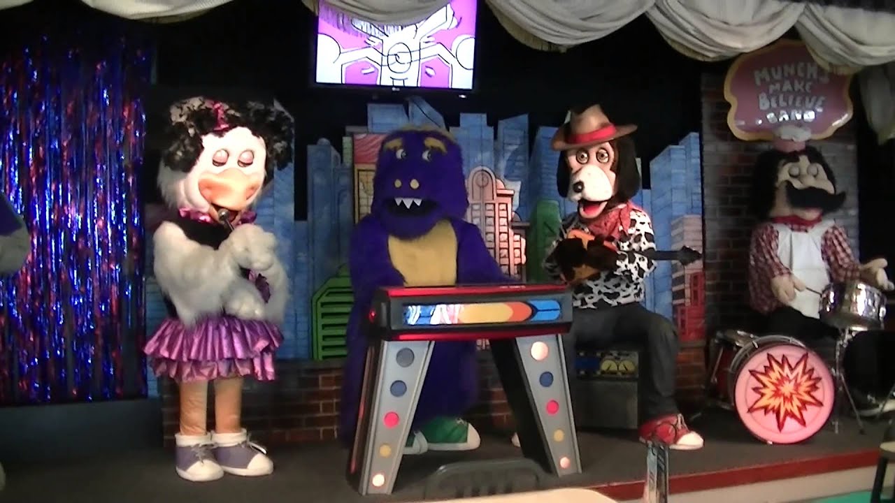 Chuck E Live! Head Shoulders Knees And Toes Irving,TX