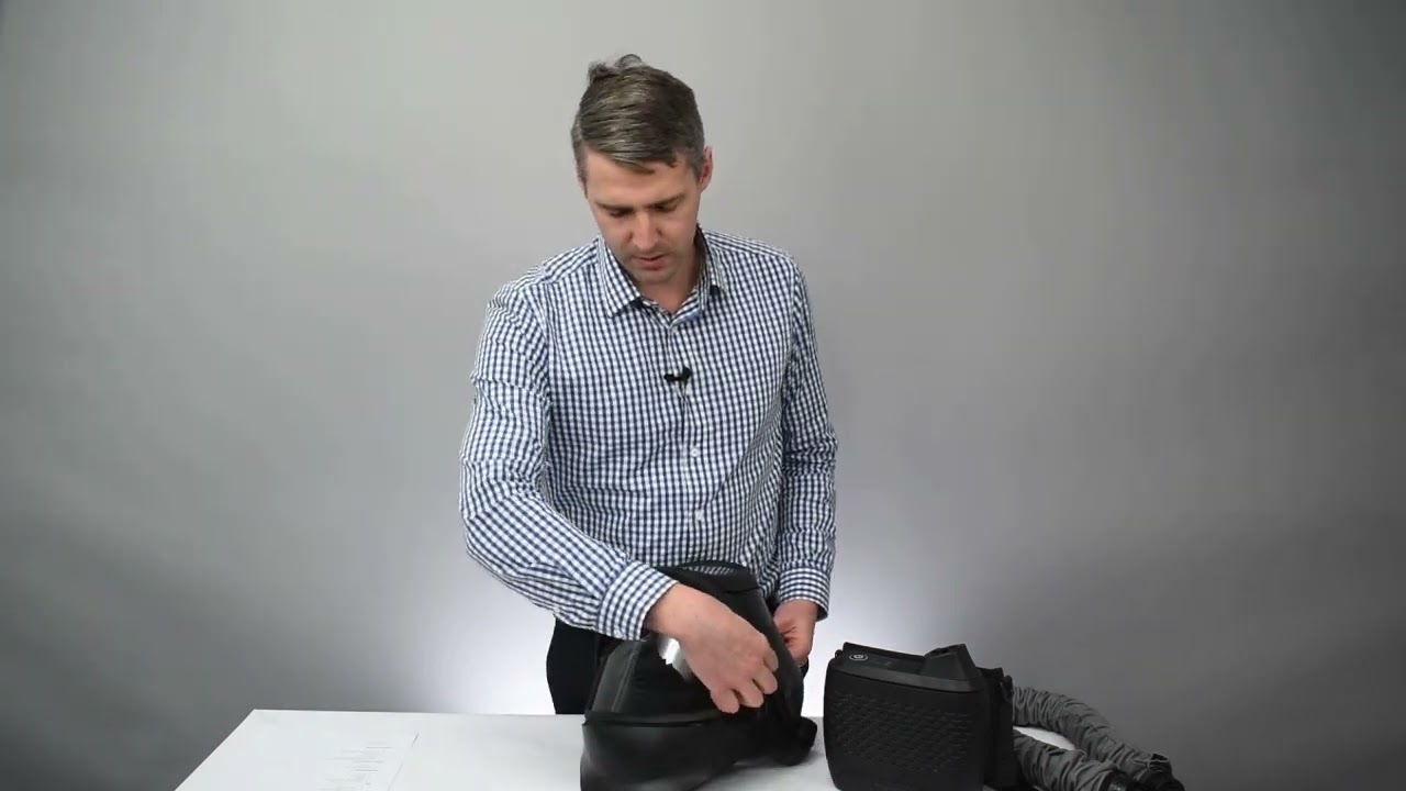 TECMEN TM1000 Flip Front Welding Helmet Demo
