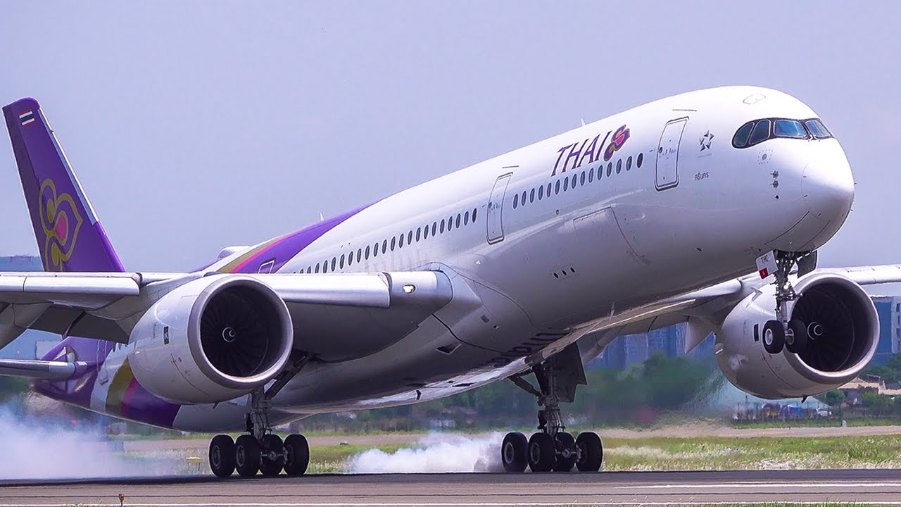 1 HOUR Plane Spotting Compilation at Jakarta International Airport Soekarno Hatta CGK/WIII