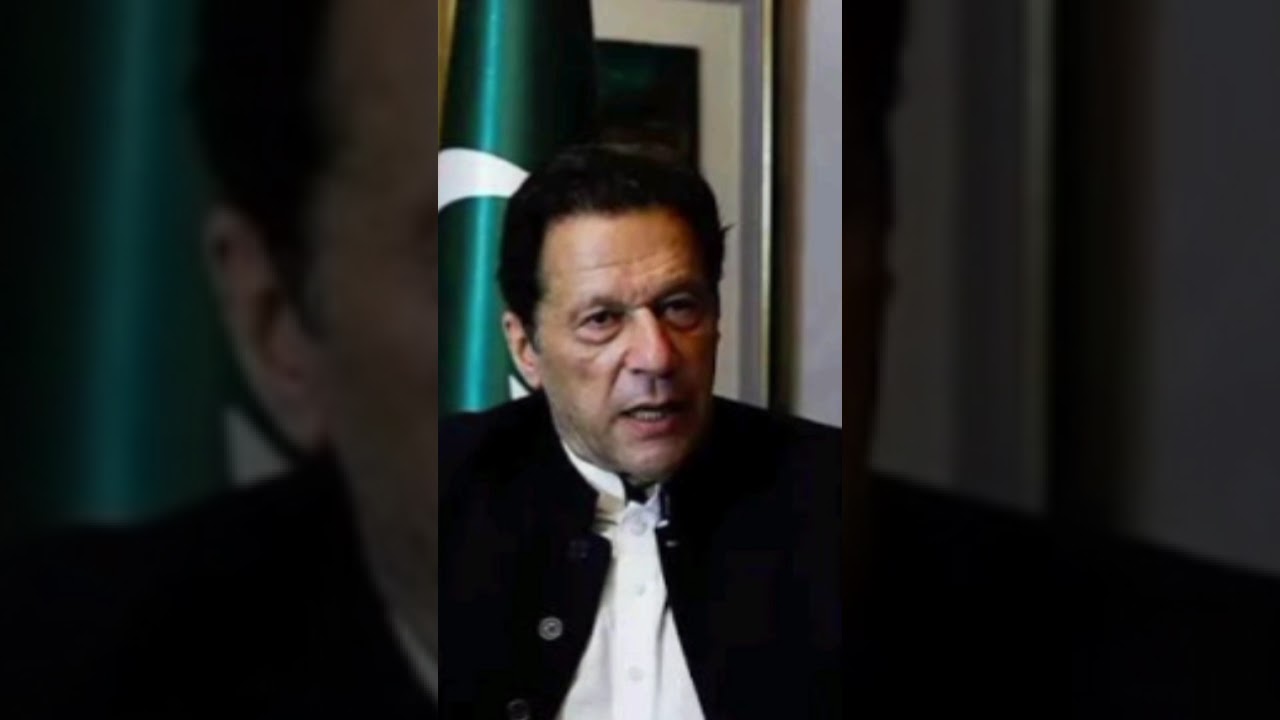 Imran Khan right eye