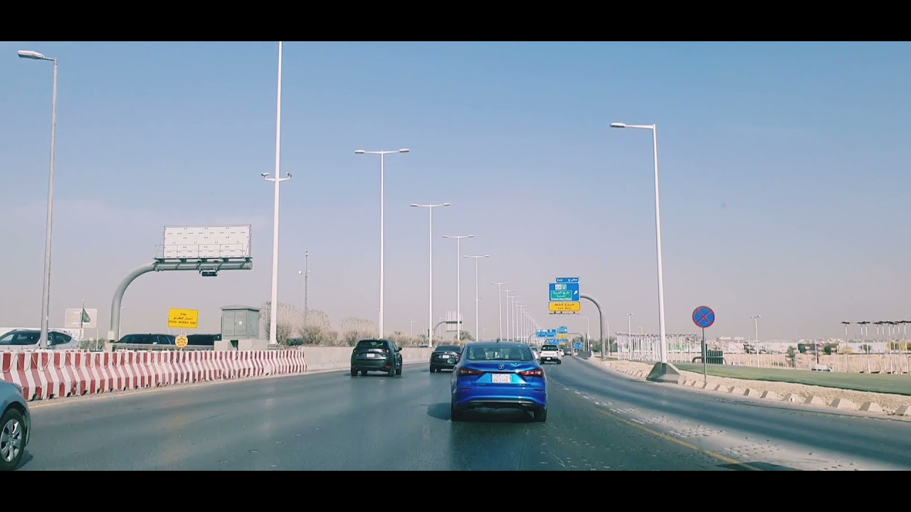 Beautiful Roads of Riyadh i.e. King Abdul Aziz Rd. & Abu Bakr Siddique Rd.