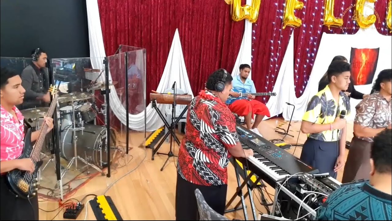 Everlasting Praise - Jamaican Medley (Live)
