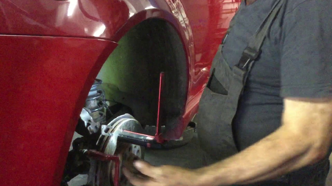 Alfaman Garage - Remove all Adjusters for Wheel Alignment On AR159 Part 02