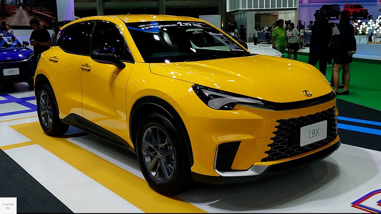 2024 Lexus LBX 1.5 Hybrid / In-Depth Walkaround Exterior & Interior