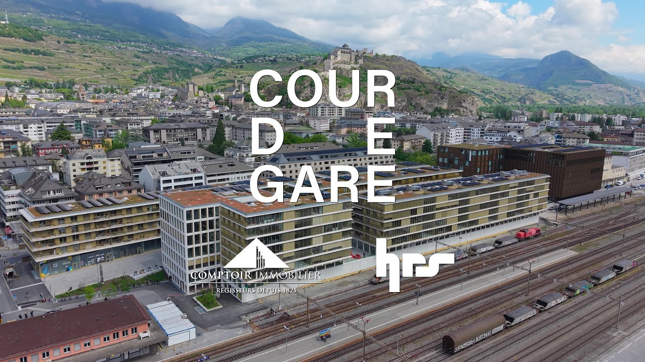 COUR DE GARE  &agrave;  Sion
