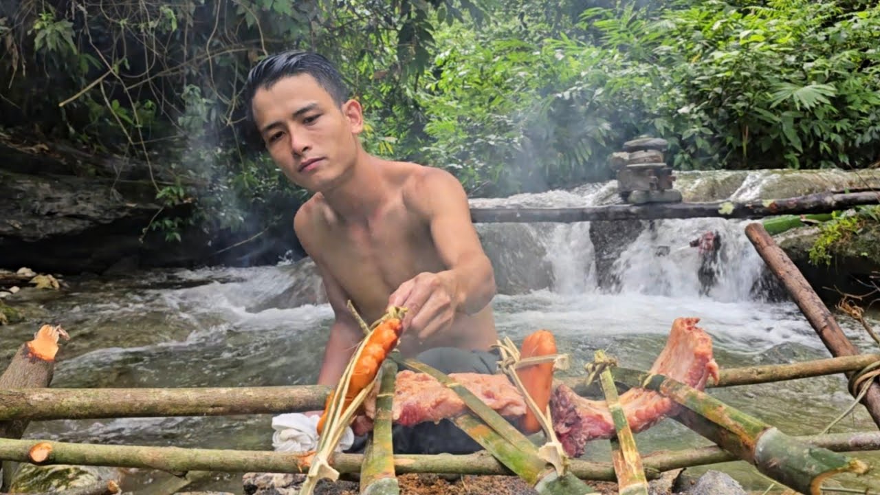 CEO Trieu Phong Leaves City to the Countryside, Install Generators and Builds Self-Sufficient lives.