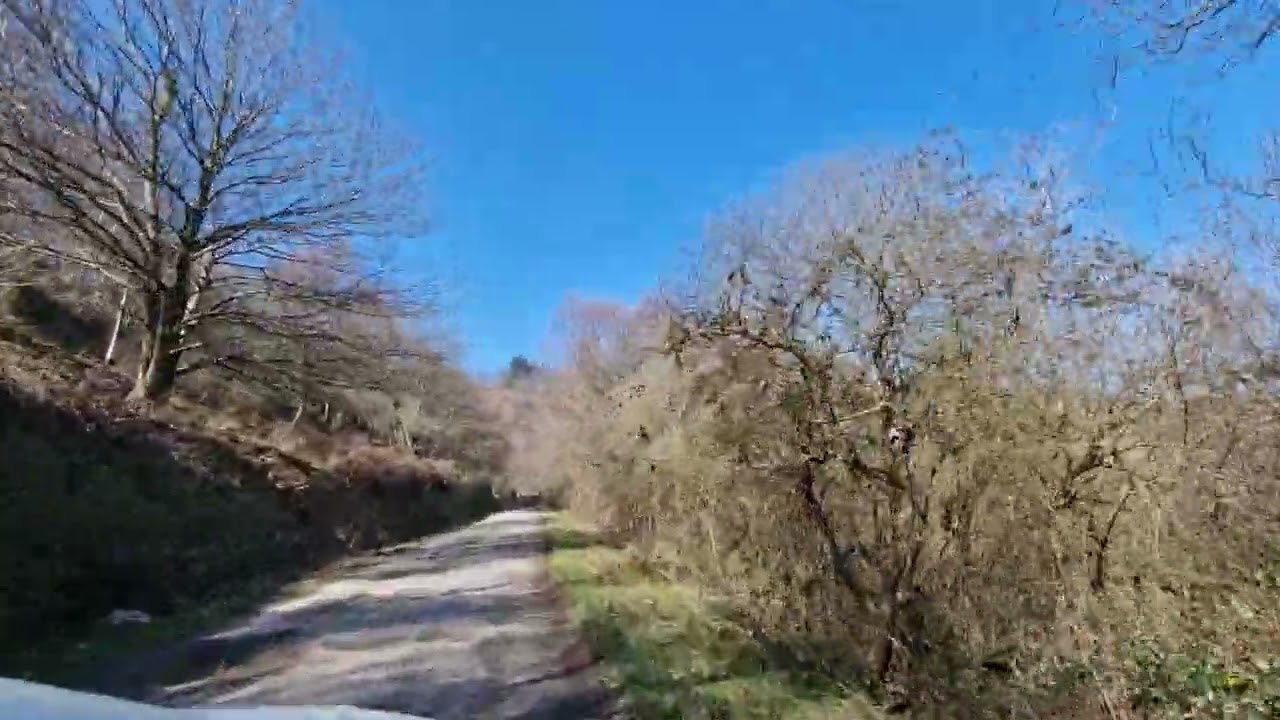 Cascadas de Penadecabras (Asturias): carretera de acceso desde Rozada