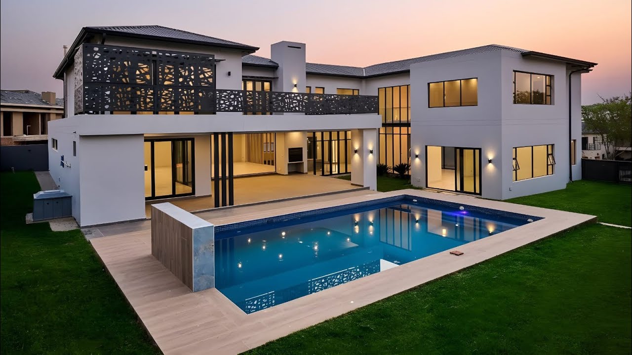 R19,900,000 Waterfall Country Estate🇿🇦