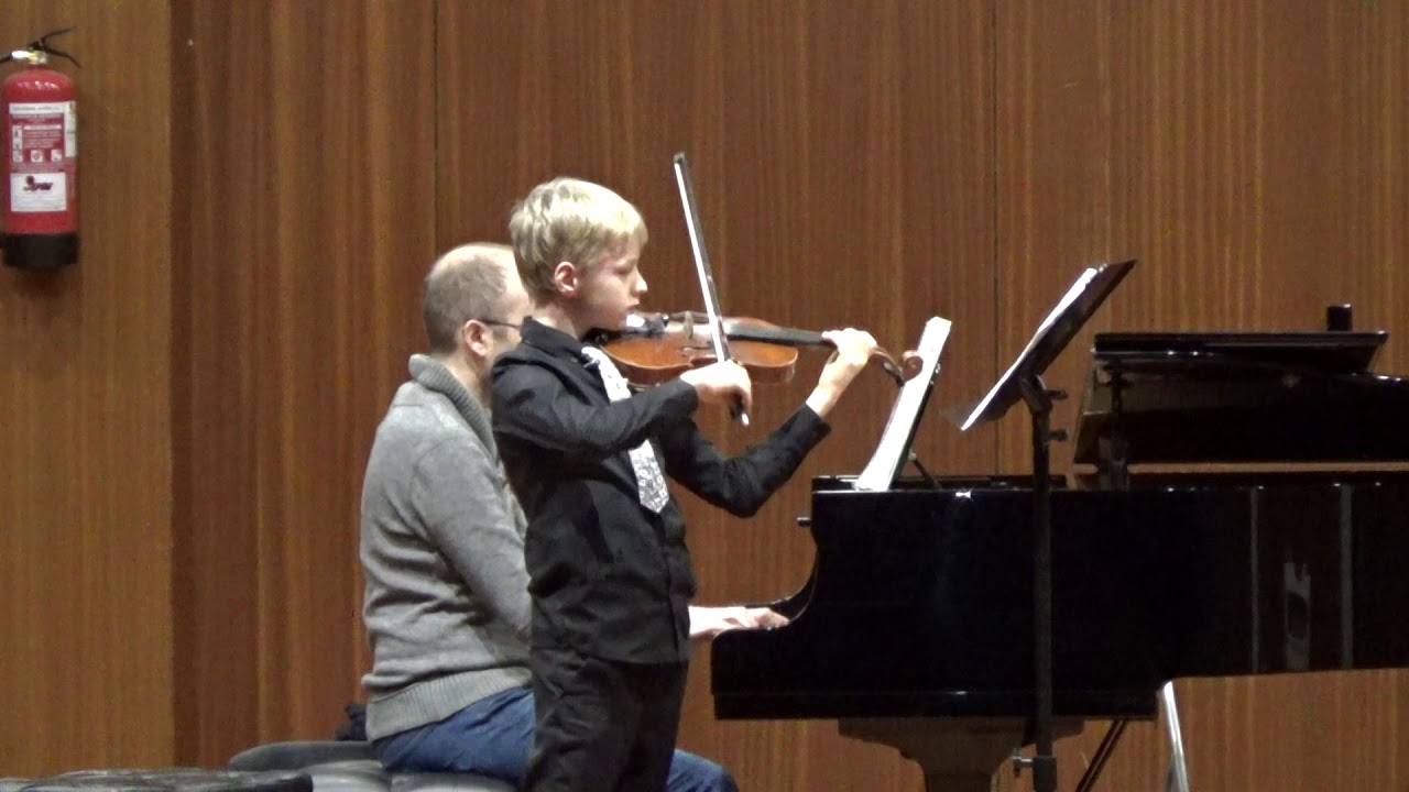 Accolay. Concertino nº 1, La-minor. Allegro moderato. Mikhail 10 años. Audición 2017-12-13