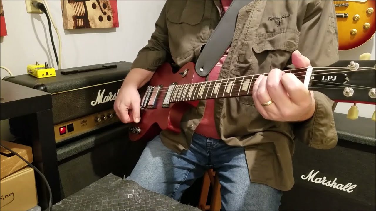 2013 Gibson LPJ Pro model guitar - play thru Marshall - no talking