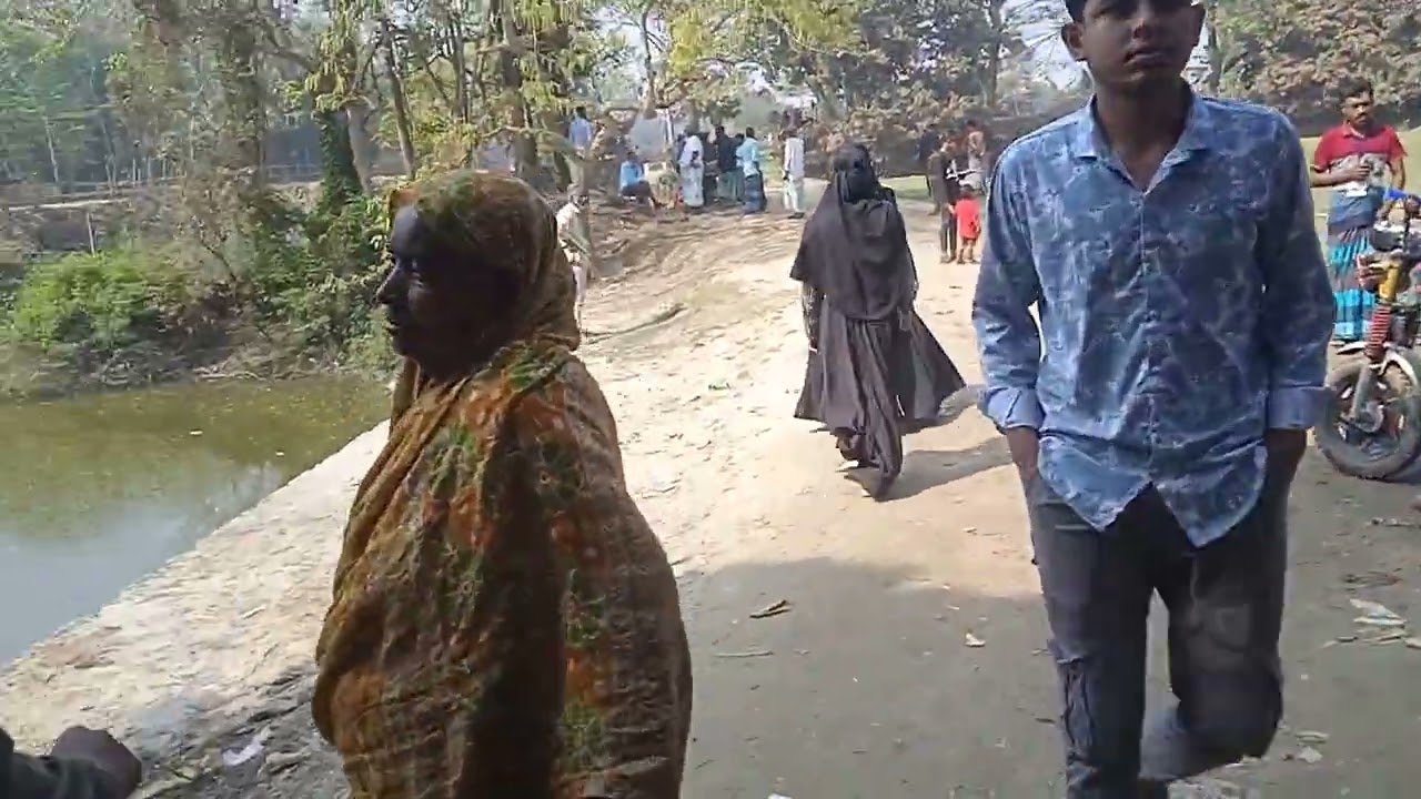 ভোট দিয়ে আসলাম
