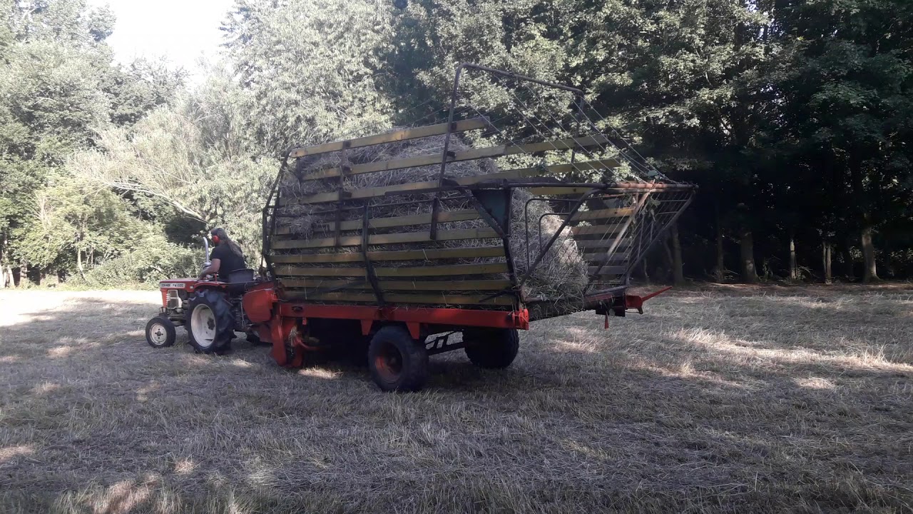 Yanmar YM1500 met Kemper Ladomat Ideal Ladewagen / Opraapwagen / Loader Wagon in Zyfflich