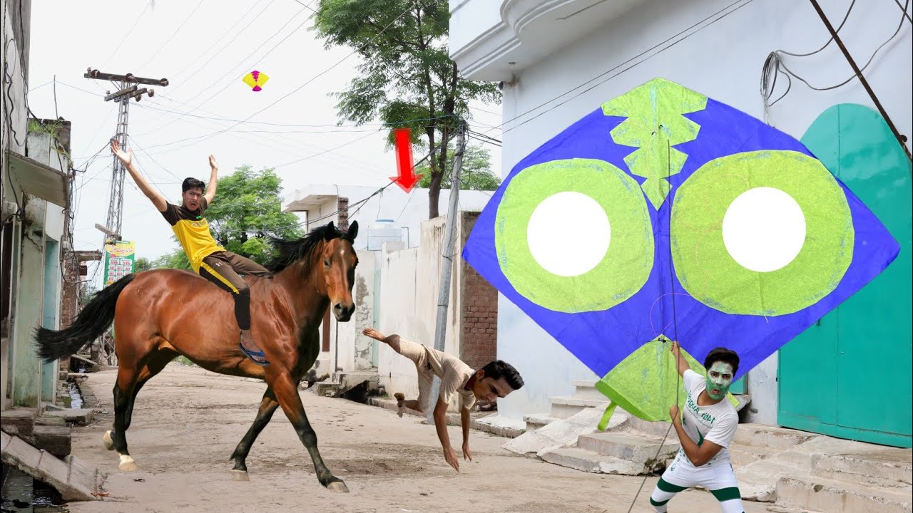 Kite Cut & Flying With Horse 🐴
