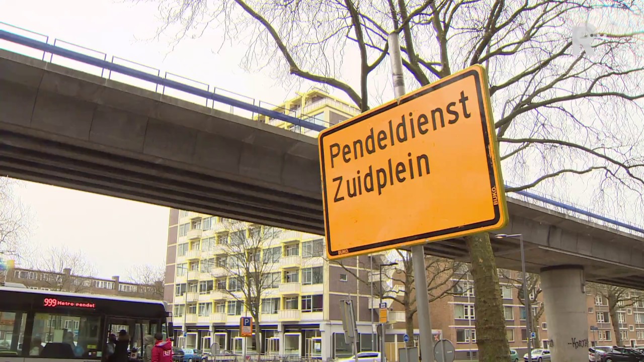 Overlast voor metroreizigers in Rotterdam-Zuid