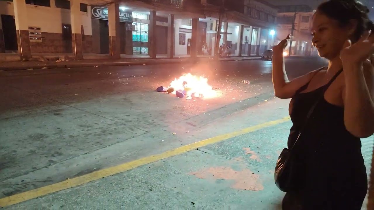 Quema Monigotes 2025 - 2026 Feliz añoooooooooooo 