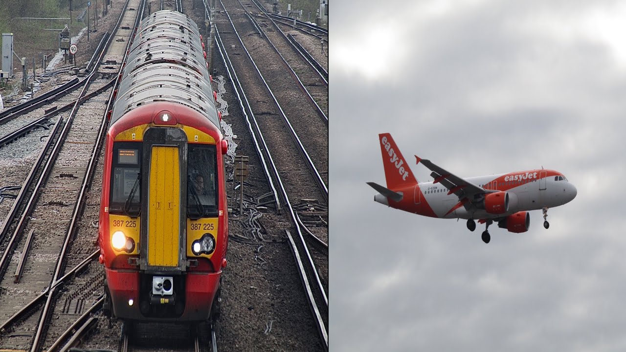 Morning Rush Hour Trains + Planes At: Gatwick Airport, BML, 13/04/22