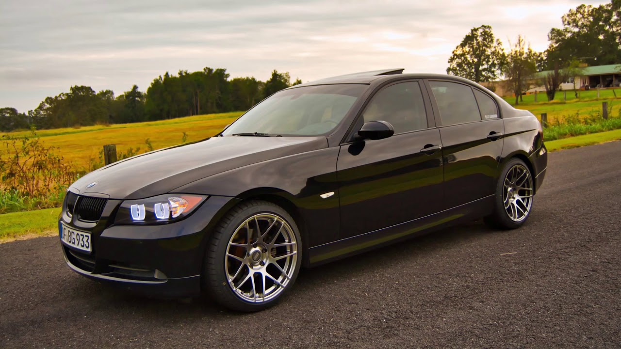 BUILDING A BMW E90 IN 5 MINUTES