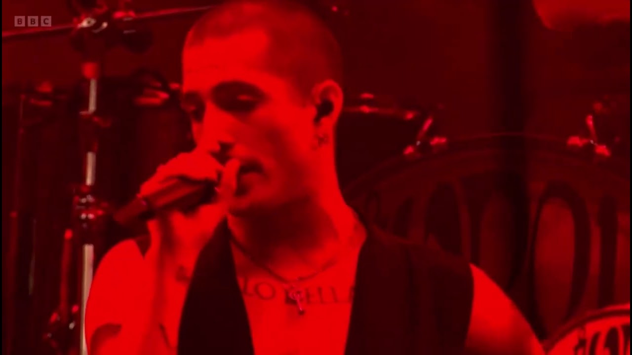 BLA BLA BLA - Måneskin LIVE At Glastonbury | 24/6/23