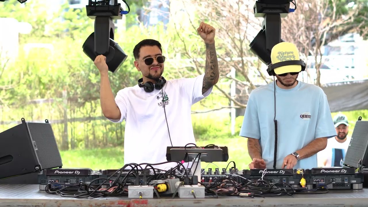 Carduss B2B Kourtt (col) @ Warm Classmatic & WAFF, Highexperiences, Pereira.
