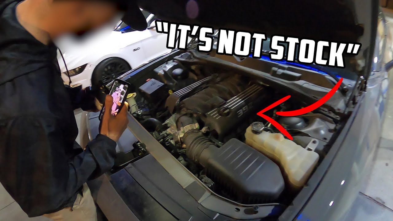 FULL BOLT ON Mustang on E85 wanted to race my Stock Challenger SRT 392!