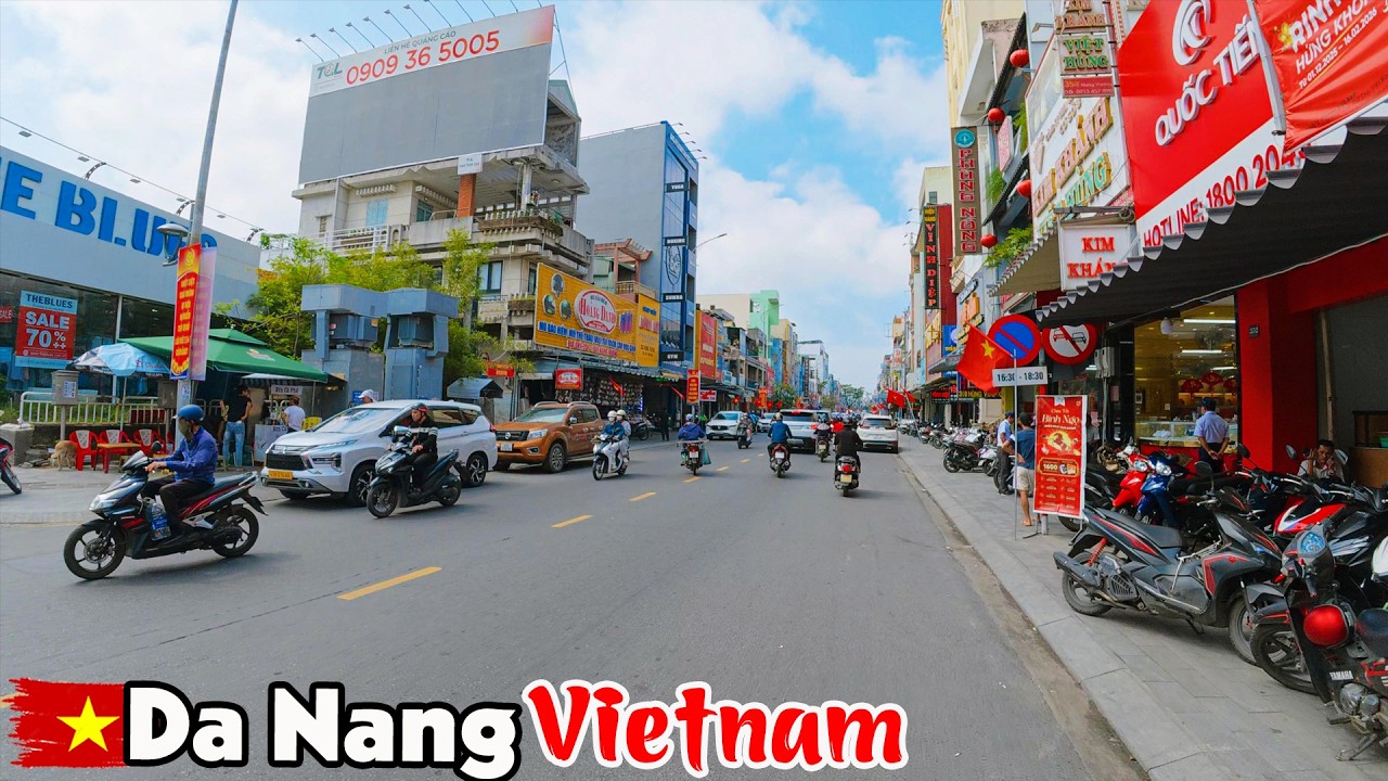 Vietnam Da Nang City Tour - Beautiful & Busy HUNG VUONG Street Real Life & Traffic Atmosphere