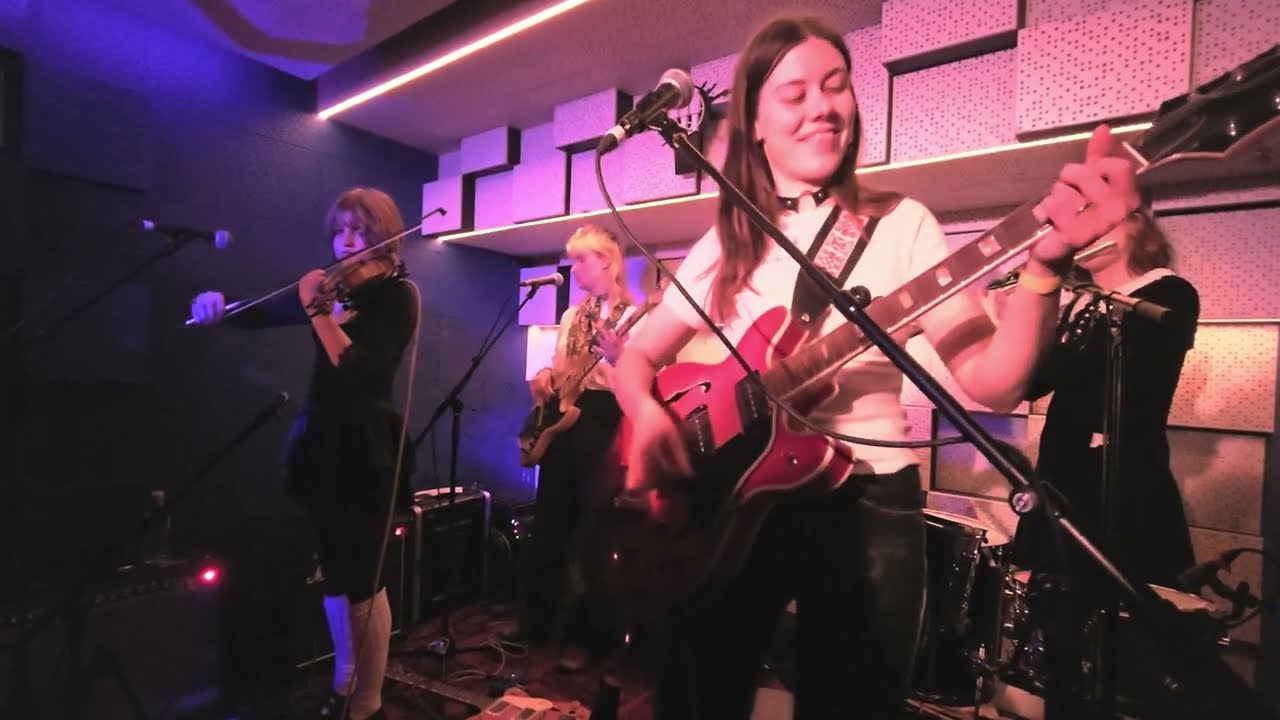 The New Eves - Volcano [Third Man Records, London - 18.03.2025]